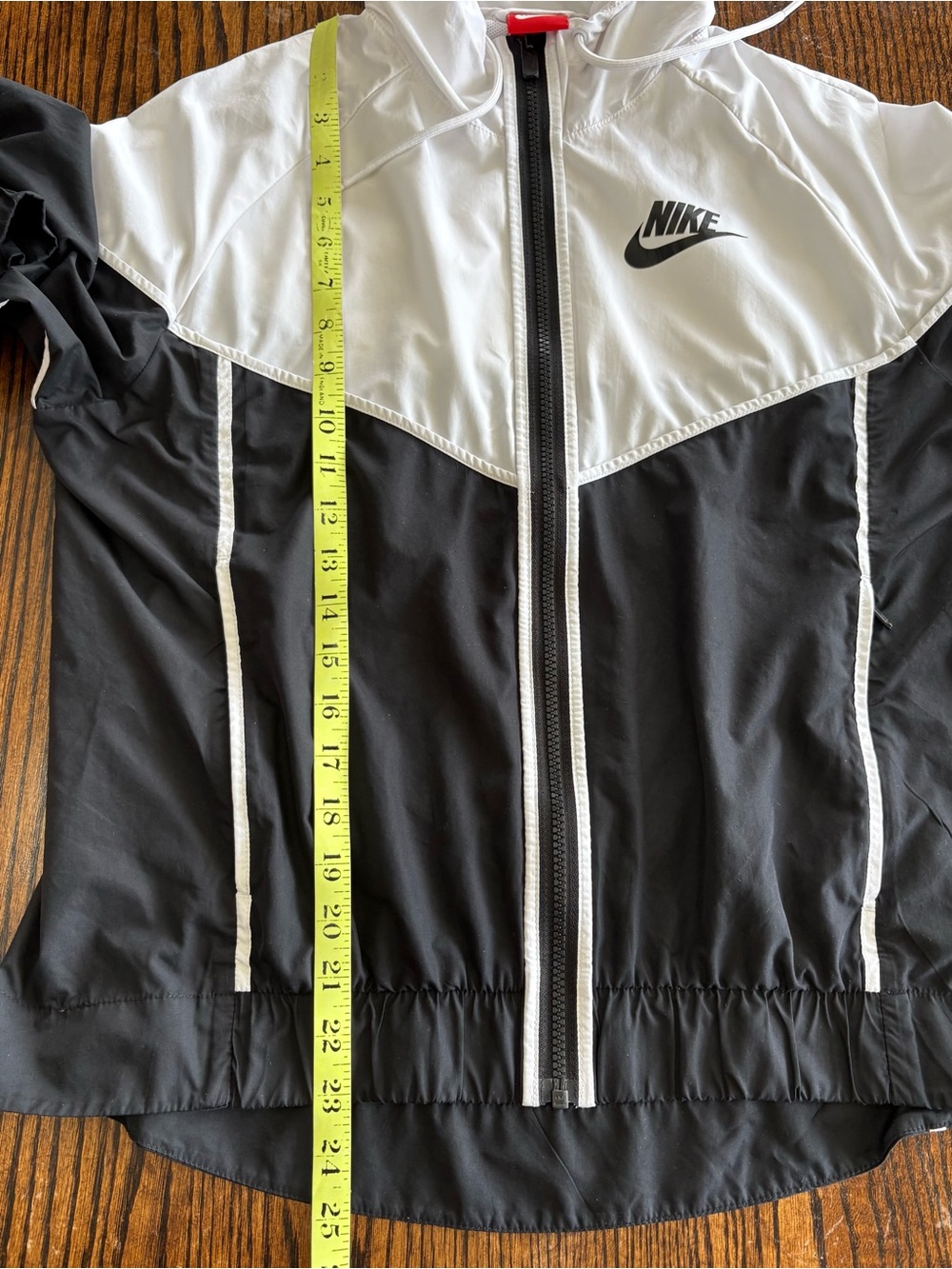 Nike Sportswear Windrunner Jacket Women’s Medium Windbreaker BlackWhite Full Zip - Picture 13 of 13